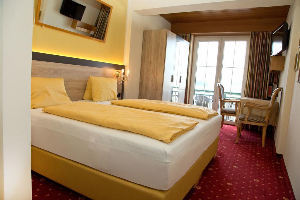 Villa Desiree - Hotel Garni - Adults Only Villach Eksteriør bilde